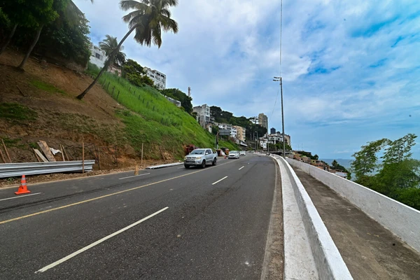 Avenida Contorno por Jefferson Peixoto / Secom PMS