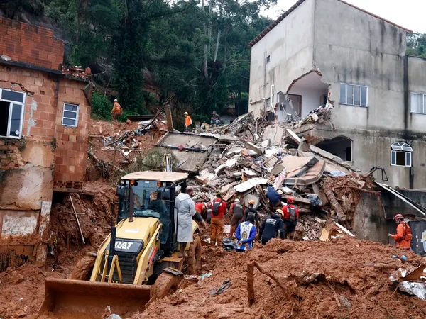 Chuvas causaram deslizamentos e mortes em Juiz de Fora por Tânia Rêgo/Agência Brasil