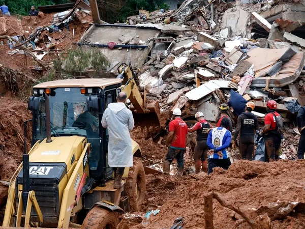 Chuvas causaram deslizamentos e mortes em Juiz de Fora por Tânia Rêgo/Agência Brasil