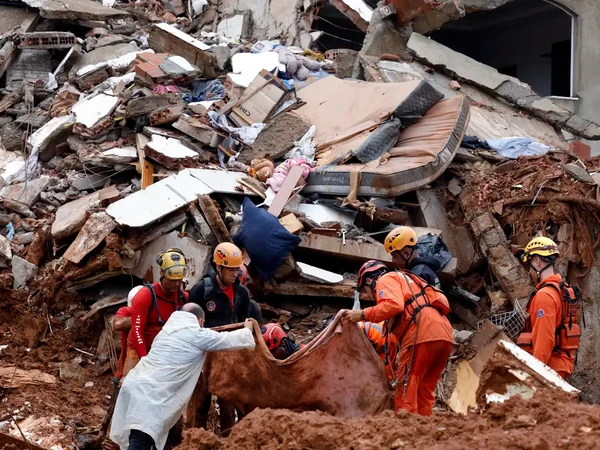 Chuvas causaram deslizamentos e mortes em Juiz de Fora por Tânia Rêgo/Agência Brasil
