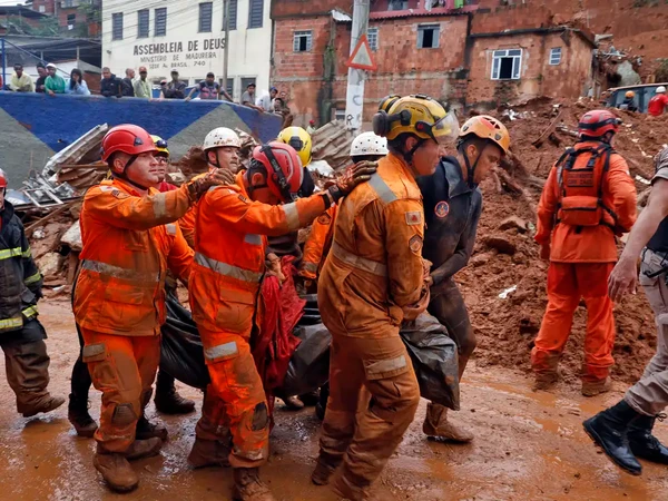Chuvas causaram deslizamentos e mortes em Juiz de Fora por Tânia Rêgo/Agência Brasil