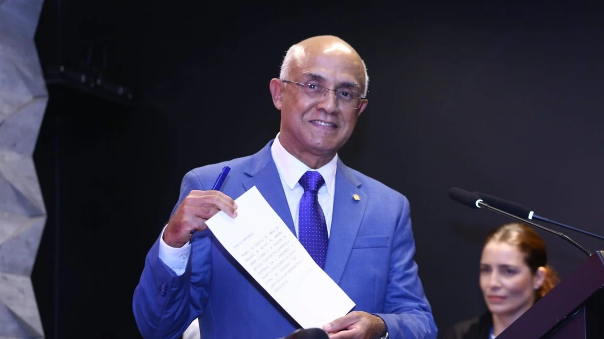 Conselheiro Inaldo Araújo, do Tribunal de Contas do Estado da Bahia