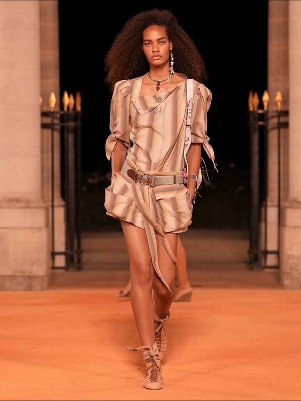 Iasmin Reis para Isabel Marant por Reprodução/redes sociais