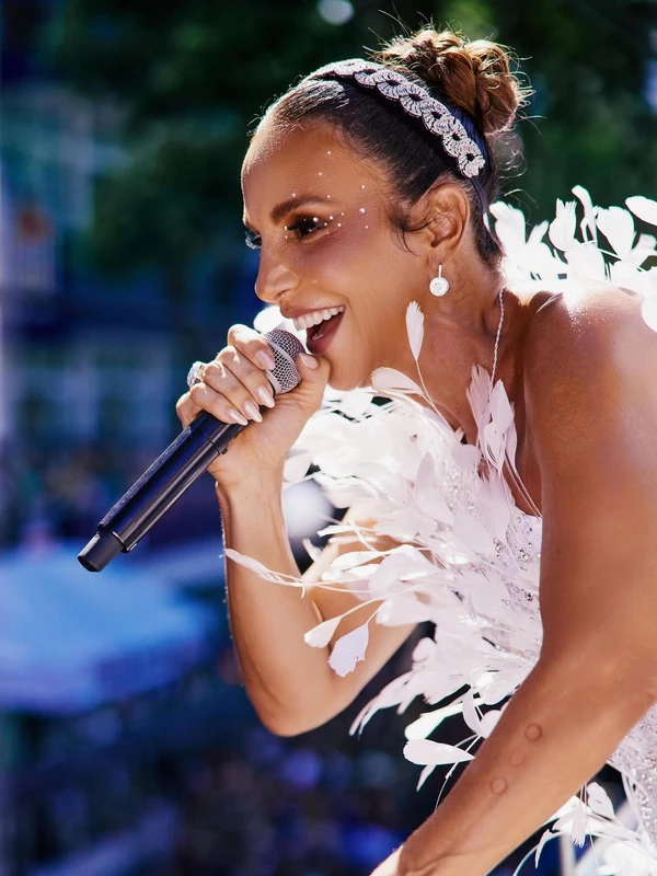 Ivete Sangalo no Carnaval de Salvador 2026 por Rafa Mattei/Reprodução/Instagram