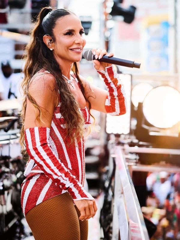 Ivete Sangalo no Carnaval de Salvador 2026 por Rafa Mattei/Reprodução/Instagram