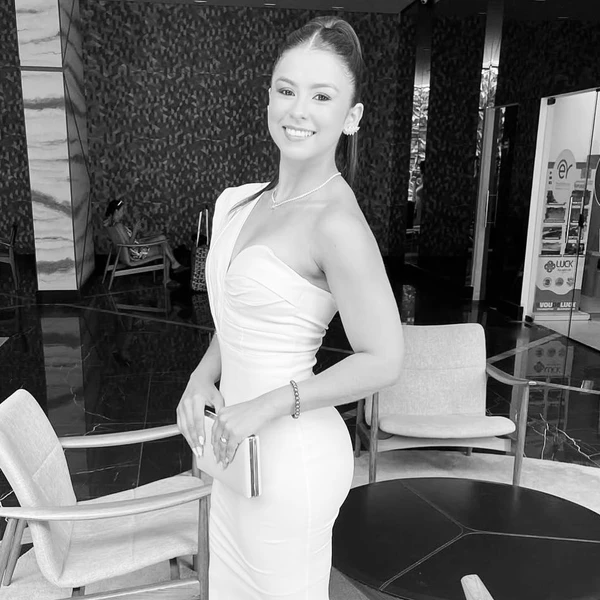 Gabriela Martins morreu após procedimento médico por Reprodução