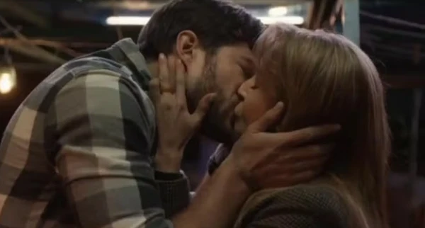 O Amor Invencível por Reprodução