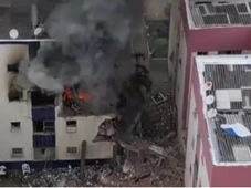 Imagem - Comandante dos Bombeiros rebate críticas e nega falha no uso de escada após explosão de prédio no Stiep