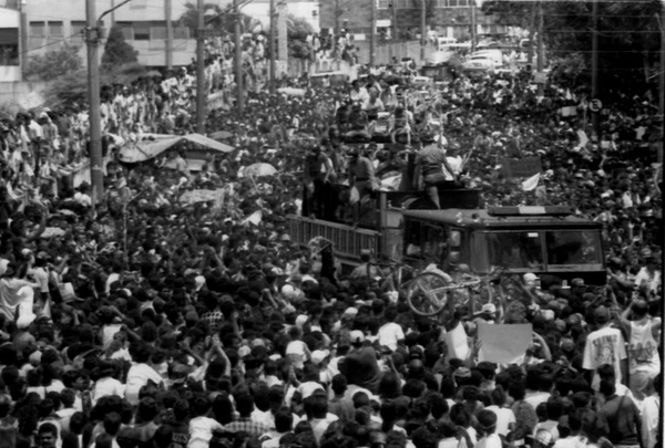 30 anos sem Mamonas Assassinas por JULIO VILELA/FOLHA IMAGEM