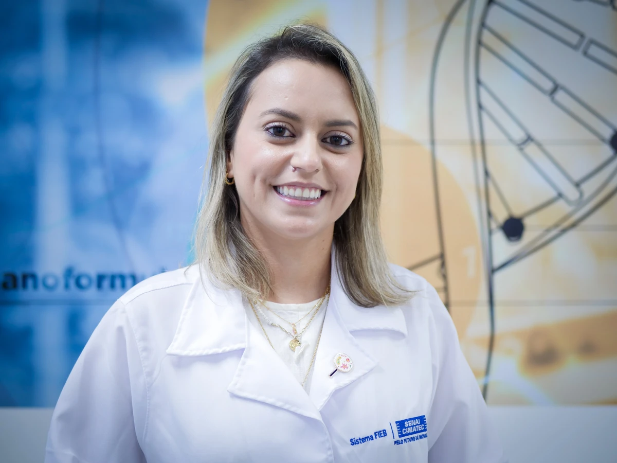 A professora Bruna Machado, do Senai Cimatec, tem sete patentes e outros 11 pedidos em análise, inclusive uma que é uma alternativa para nutrição parenteral por Senai Cimatec/Divulgação