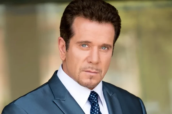 Bobby J. Brown, ator de 'The Wire' por Reprodução