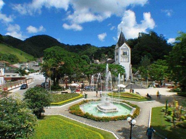 Domingos Martins (ES) por R