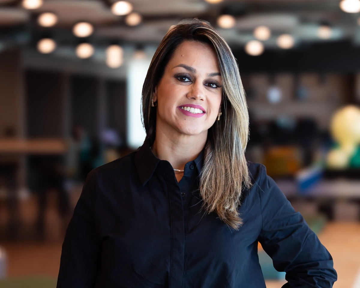 Juliana Camargo reforça a nevessidade de políticas organizacionais efetivas para garantir o enfrentamento da queda de produtividade em virtude da ansiedade