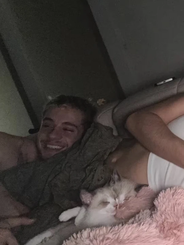 Juliano Floss vive com Marina Sena em apê em SP por Reprodução/Redes Sociais 