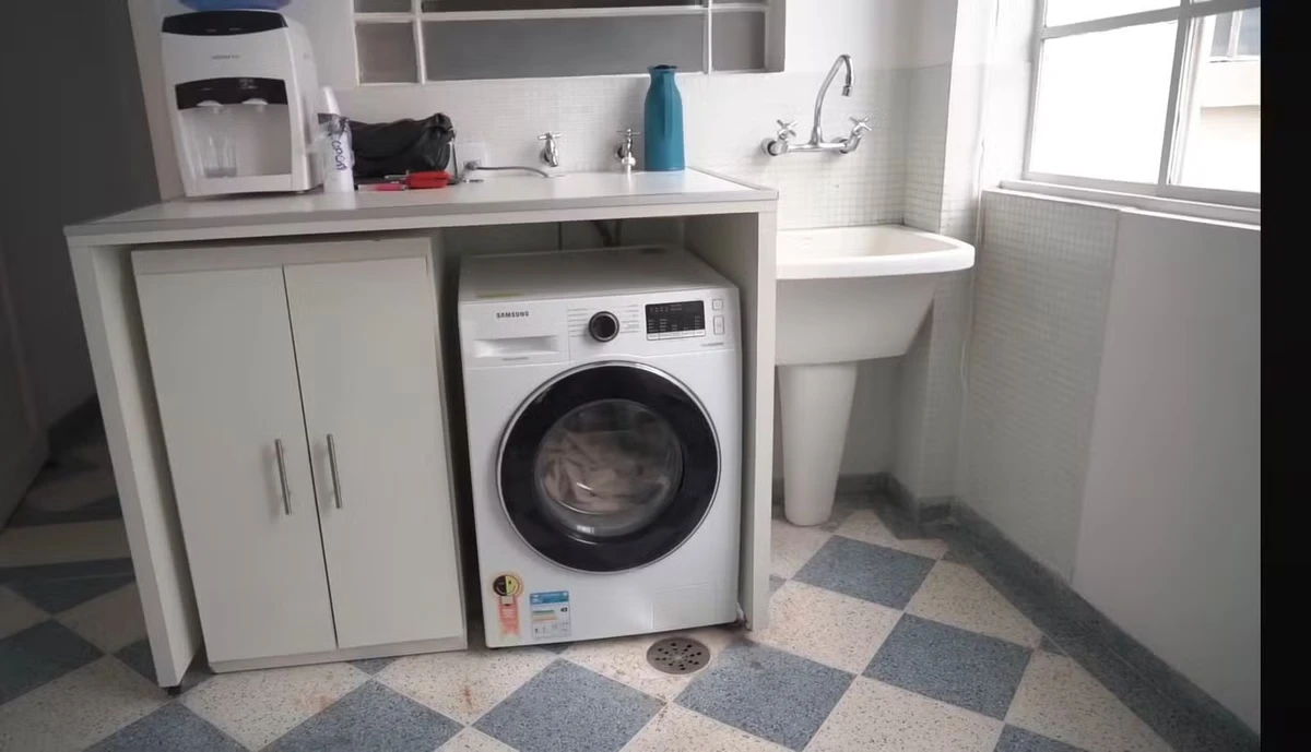 Juliano Floss vive com Marina Sena em apê em SP por Reprodução/Redes Sociais 