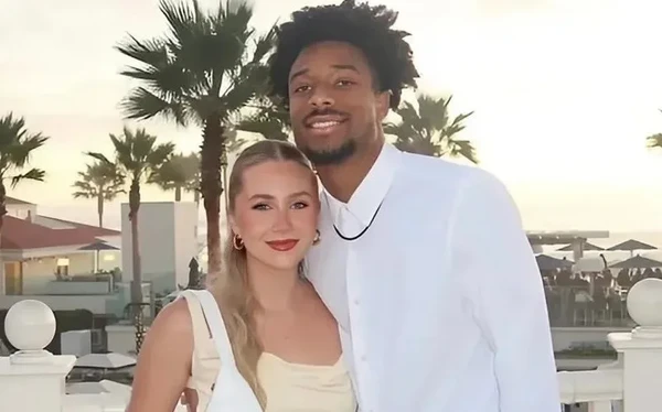 Laila Thompson-Wainer foi traída por Tez Johnson na mesma noite em que foi pedida em casamento