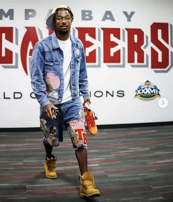 Laila Thompson-Wainer foi traída por Tez Johnson na mesma noite em que foi pedida em casamento por Reprodução