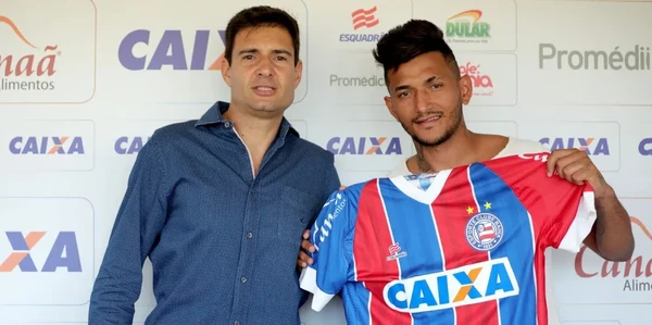 Rogério jogou no Bahia por Divulgação