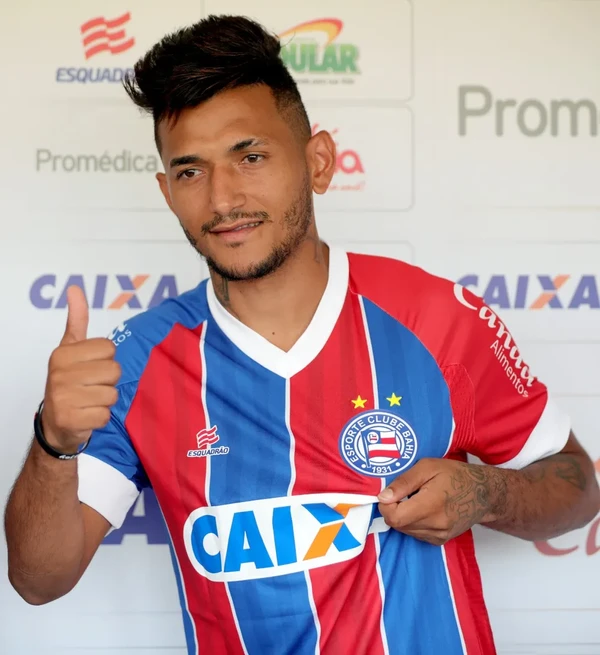 Rogério jogou no Bahia por Divulgação