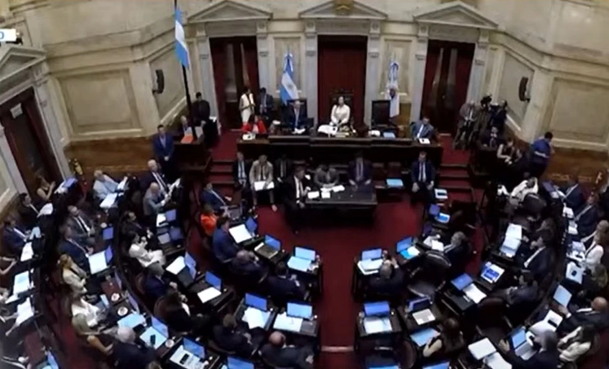 Senado argentino aprovou a redução da maioridade penal nesta sexta-feira (27)