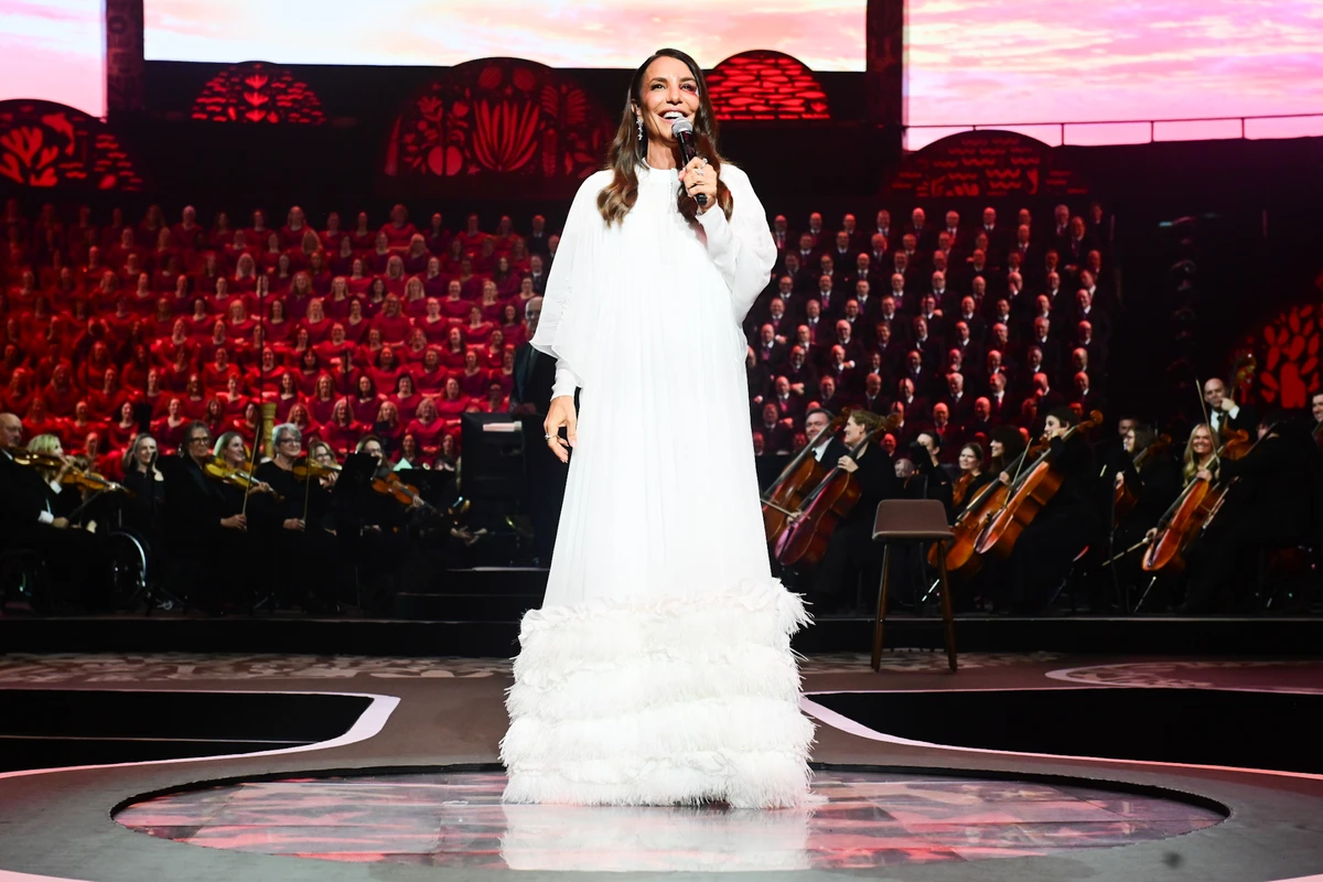 Ivete Sangalo faz primeiro show após acidente doméstico por Léo Franco/AgNews