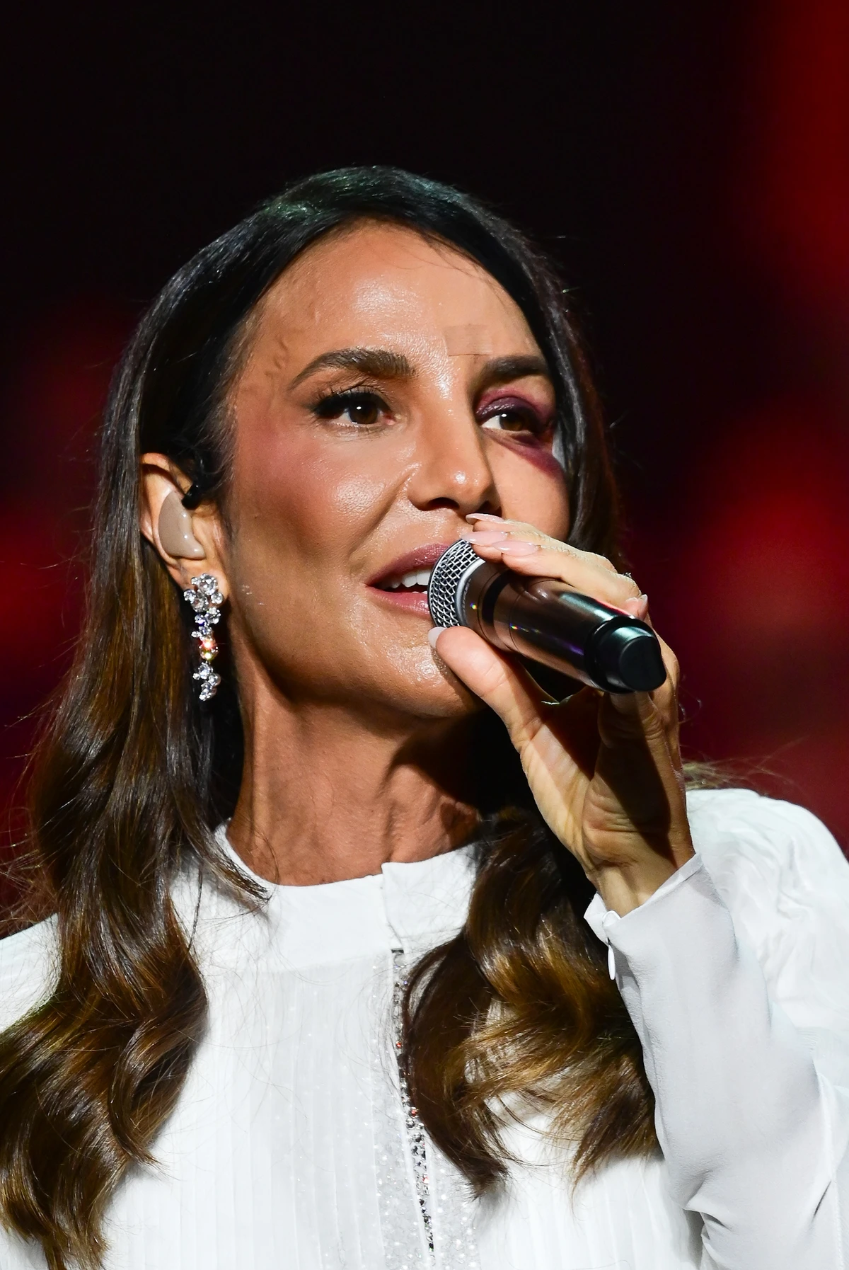 Ivete Sangalo faz primeiro show após acidente doméstico por Léo Franco/AgNews