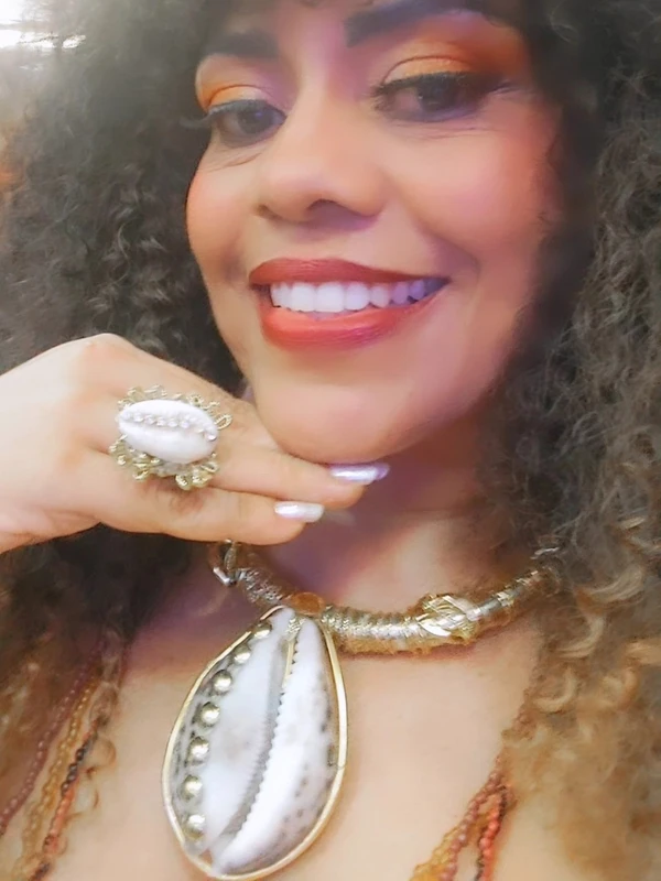 Morre a cantora Karina Nerys, do Malê Debalê por Reprodução/Instagram