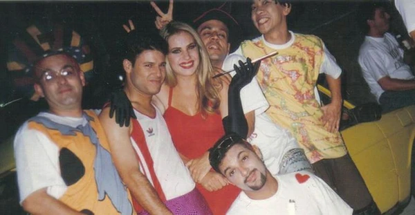 Nereide Nogueira nos bastidores da gravação do clipe dos Mamonas Assassinas por Reprodução