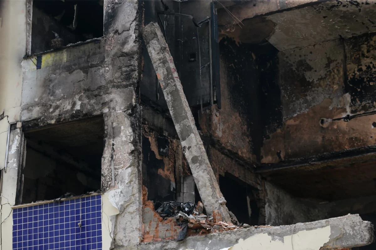 Codesal faz vistoria em prédios afetados por explosão no Stiep por Arisson Marinho/CORREIO