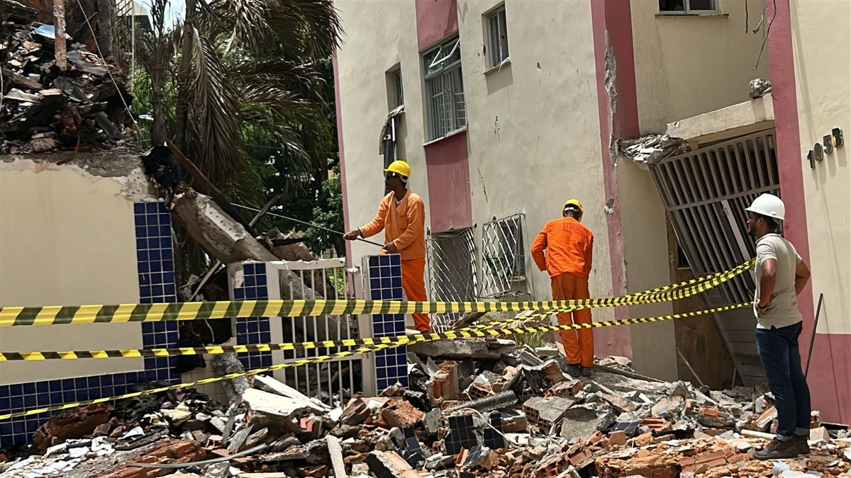 Codesal faz vistoria em prédios afetados por explosão no Stiep por Bruno Wendel/CORREIO