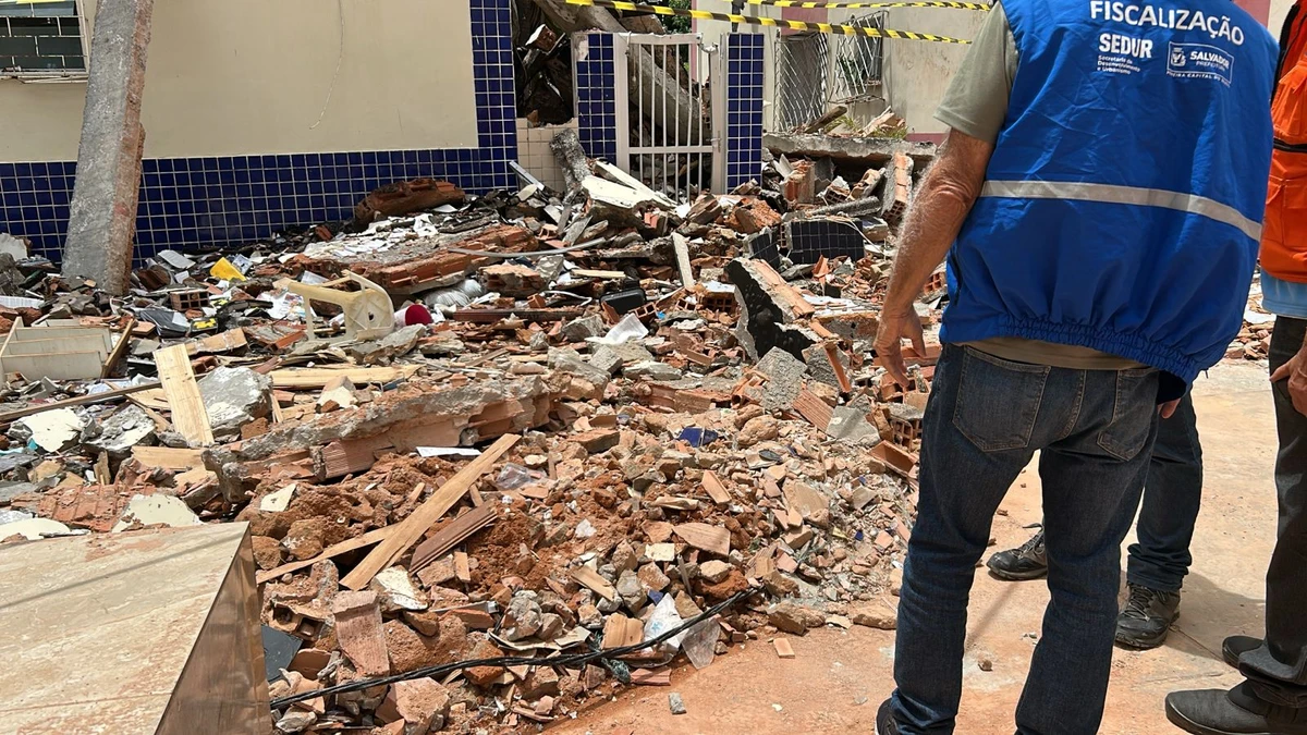 Codesal faz vistoria em prédios afetados por explosão no Stiep por Bruno Wendel/CORREIO