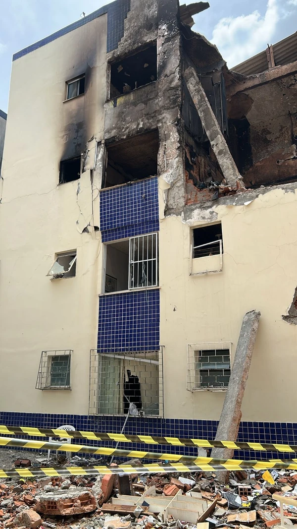 Codesal faz vistoria em prédios afetados por explosão no Stiep por Bruno Wendel/CORREIO