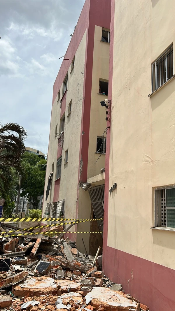 Codesal faz vistoria em prédios afetados por explosão no Stiep por Bruno Wendel/CORREIO