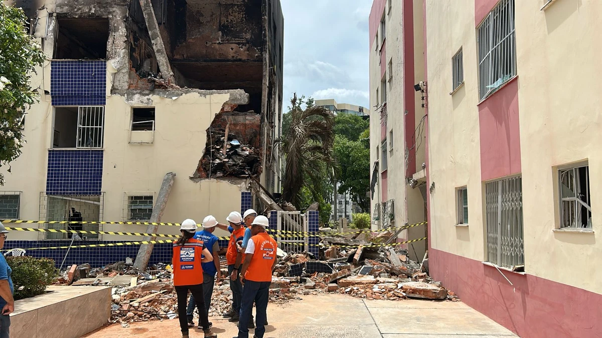 Codesal faz vistoria em prédios afetados por explosão no Stiep por Bruno Wendel/CORREIO