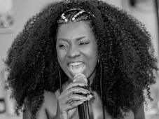 Imagem - Quais são os principais sintomas do aneurisma, doença que matou Adriana Araújo aos 49 anos