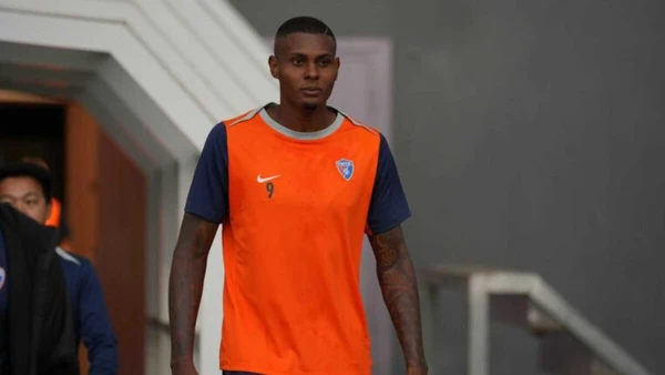 Atacante Cléber, ex-Vitória