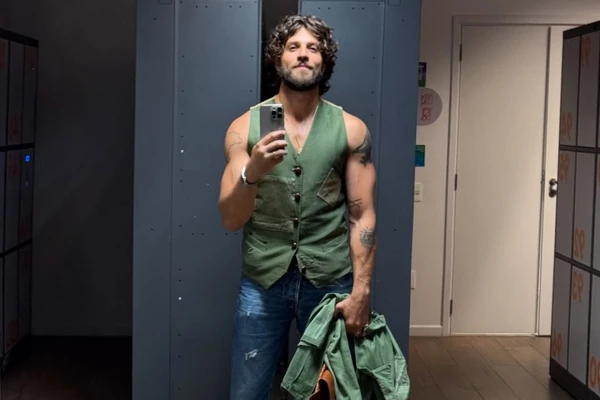 Chay Suede por Reprodução