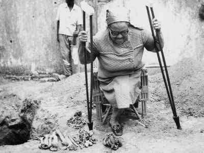 Dadá e os restos mortais de Corisco por Divulgação