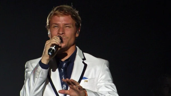 Justiça da Flórida analisa novo processo de cantor contra moradora por uso da orla