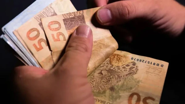 SALÁRIO DOS GOVERNADORES DO BRASIL por Marcello Casal Jr/ Agência Brasil