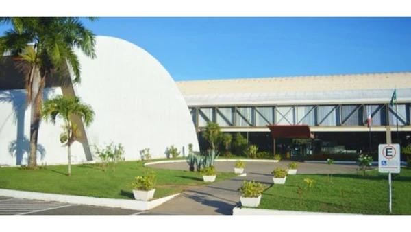 CENTRO DE DECISÕES: Sede do TRE-BA, em Salvador, coordena a regularização de milhões de eleitores baianos; agendamento para atendimento presencial pode ser feito pelo portal oficial por TRE-BA