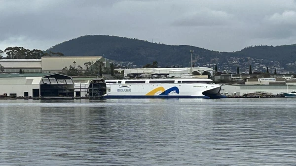  O ferry China Zorrilla, com 130 metros, ligará Buenos Aires e Colonia com zero emissões e capacidade para 2.100 passageiros