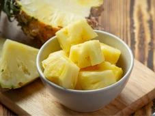 Imagem - Especialista diz que abacaxi é arma secreta para evitar desejo por doces: 'Quebra a língua”