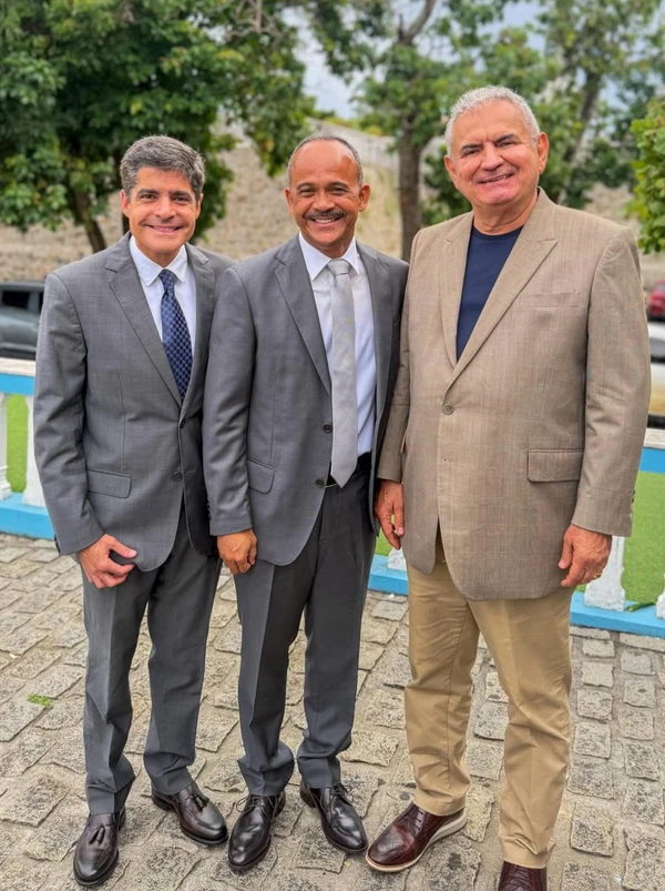 ACM Neto, Elinaldo Araújo e Angelo Coronel