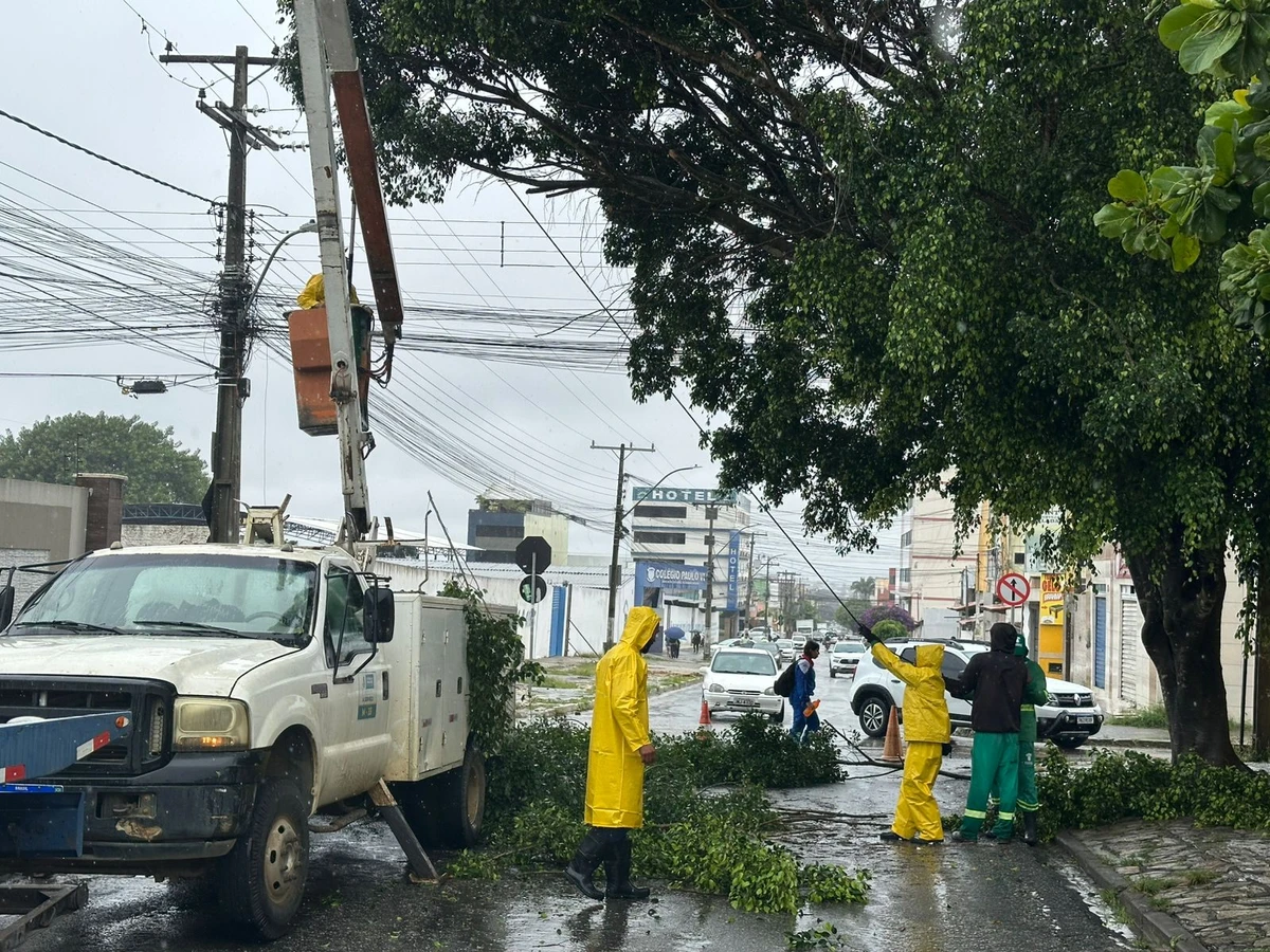 Chuvas em Vitória da Conquista por Divulgação/PMVC