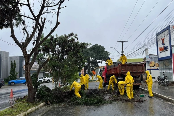 Chuvas em Vitória da Conquista por Divulgação/PMVC