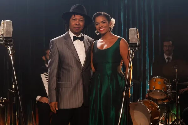 Djavan participa do disco de Dita (Jeniffer Nascimento) em Êta Mundo Melhor! por Globo/Beatriz Damy