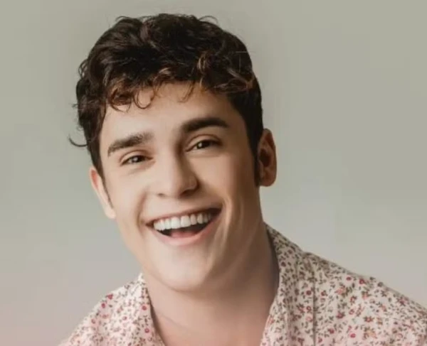 Júlio Oliveira por Divulgação