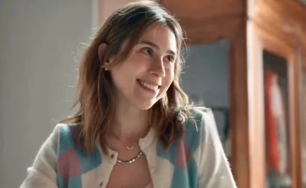 Lucélia, personagem de Daphne Bozaski em 'Três Graças', também estará em 'Loquinha' por Reprodução/TV Globo