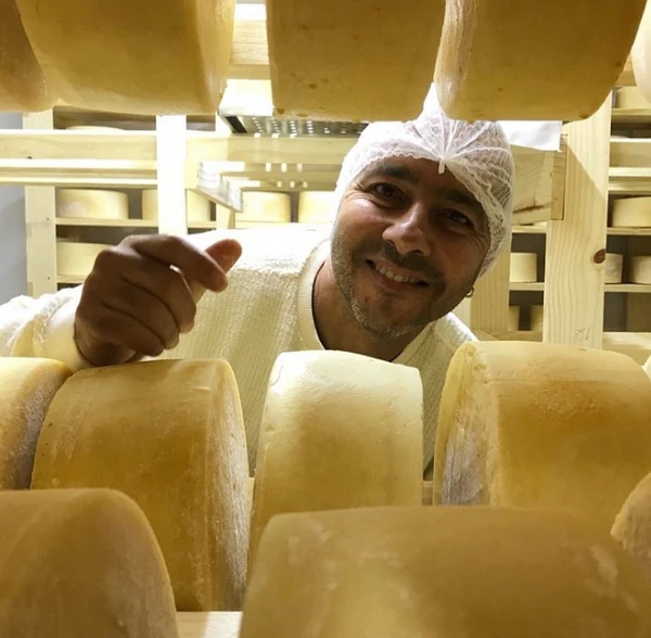 Marcos Palmeira recebe turistas em sua fazenda por Reprodução